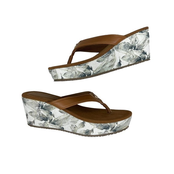 Tommy Bahama Seige tan tropical women’s thong wedge size 7 - Picture 7 of 9